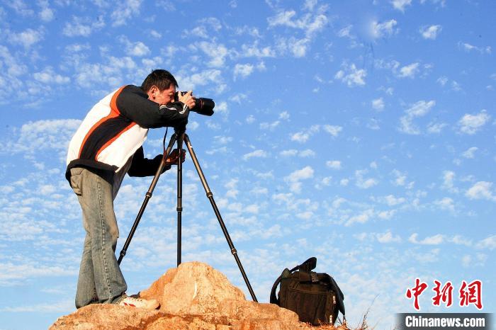 【十年@每一个奋斗的你】七旬农民摄影师的38载光影路：用镜头记录乡村变迁